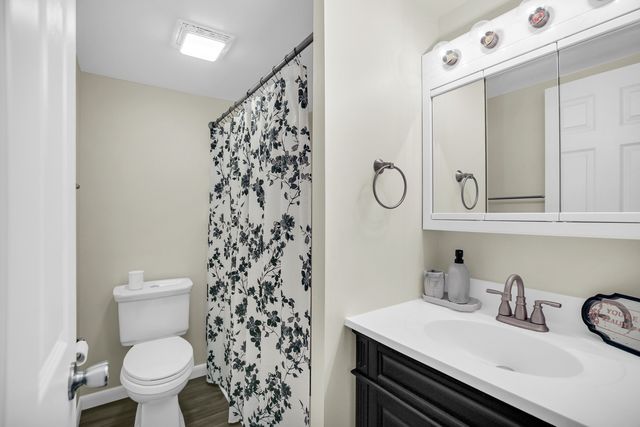 240 W Pine Street, Paxton, IL 60957