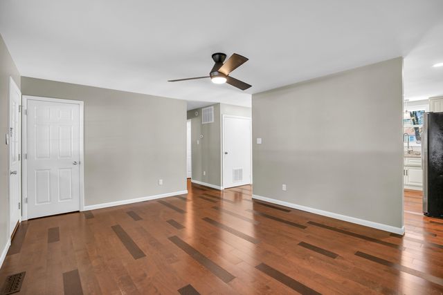 240 W Pine Street, Paxton, IL 60957