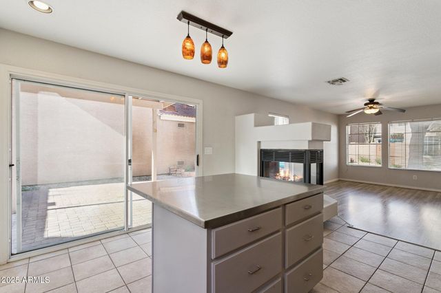 17606 N 17th Place 1125, Phoenix, AZ 85022