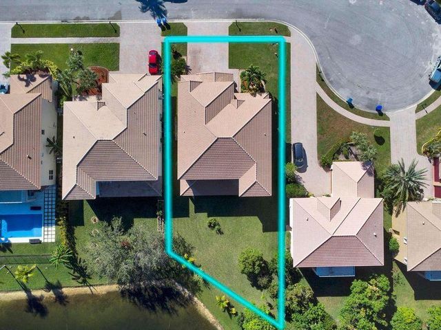 112 Ibisca Terrace, Royal Palm Beach, FL 33411