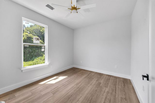 33 Happy Avenue, Greenville, SC 29609
