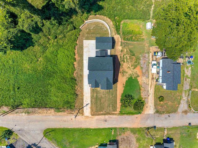 33 Happy Avenue, Greenville, SC 29609
