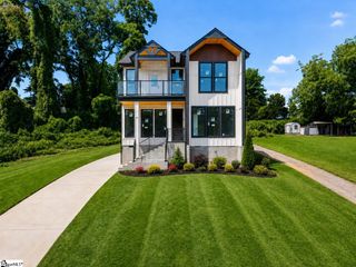 33 Happy Avenue, Greenville, SC 29609