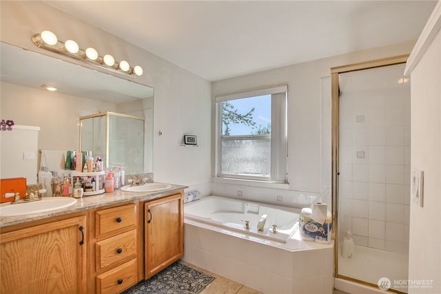 2023 S 302nd Place, Federal Way, WA 98003