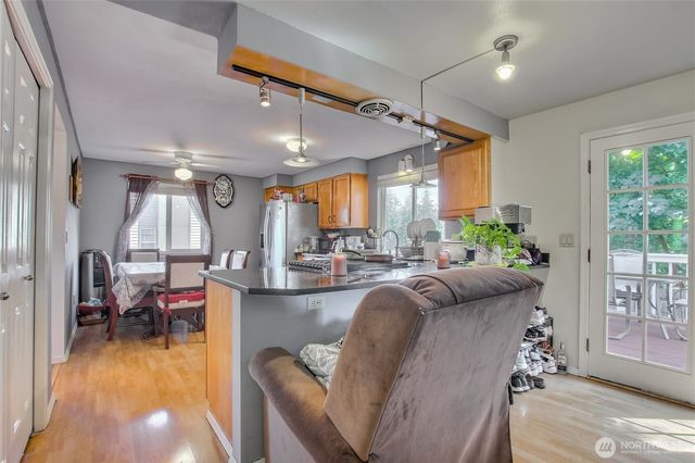 2023 S 302nd Place, Federal Way, WA 98003