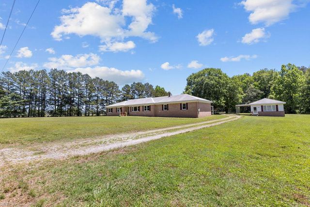 8482 Cut Thru RD, Zuni, VA 23898