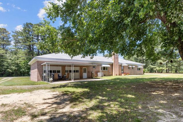 8482 Cut Thru RD, Zuni, VA 23898