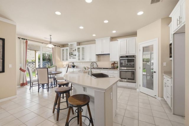 2052 Beckett Dr, El Dorado Hills, CA 95762