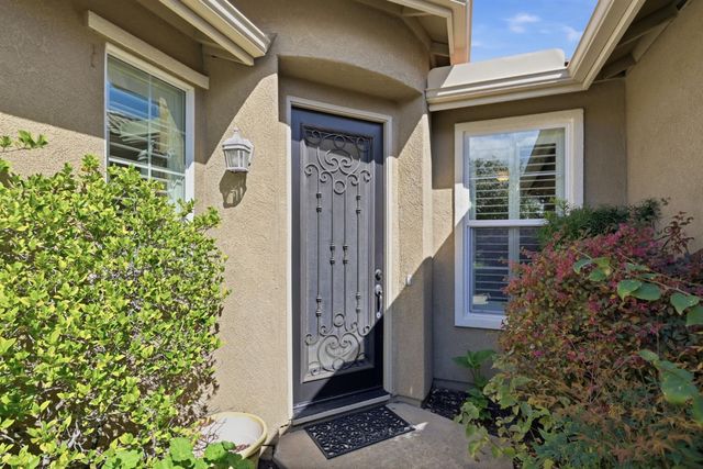 2052 Beckett Dr, El Dorado Hills, CA 95762