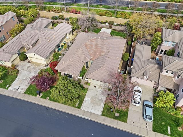 2052 Beckett Dr, El Dorado Hills, CA 95762