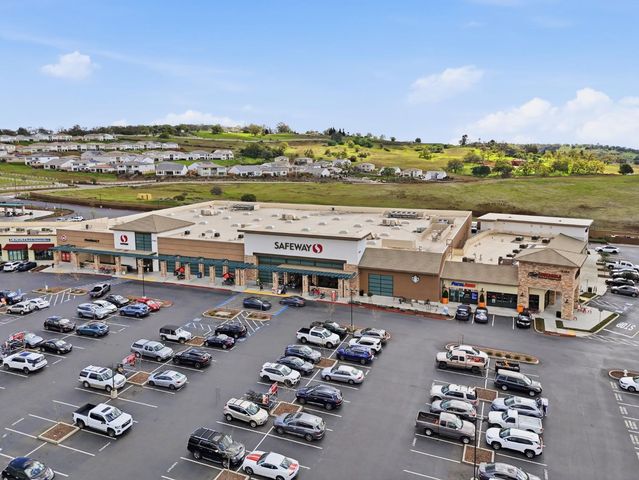 2052 Beckett Dr, El Dorado Hills, CA 95762