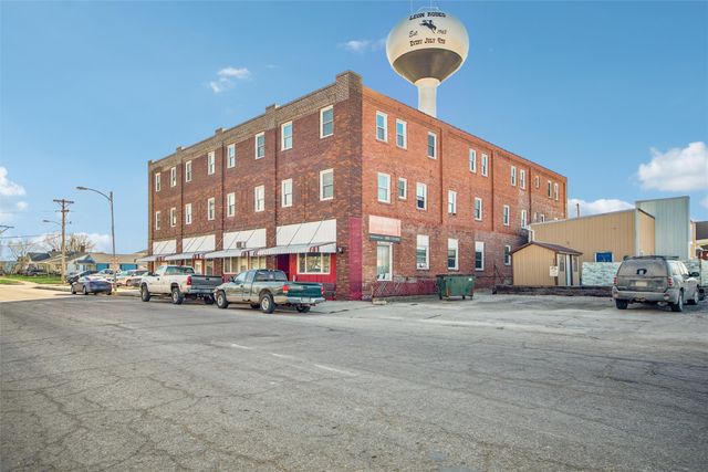 102 S Main Street, Leon, IA 50144