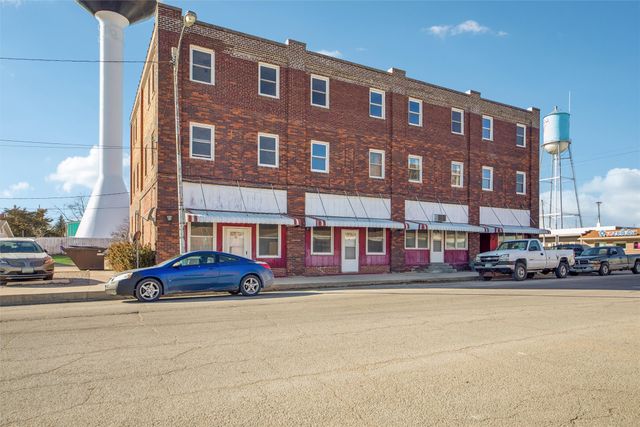 102 S Main Street, Leon, IA 50144