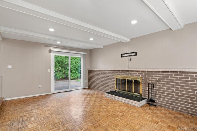 33642 Colfax Drive, Sterling Heights, MI 48310