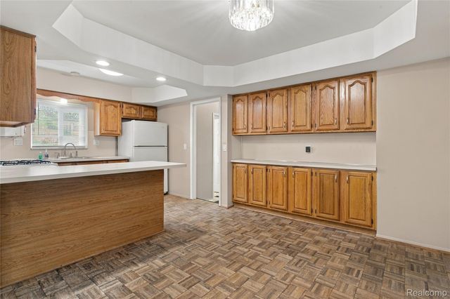 33642 Colfax Drive, Sterling Heights, MI 48310