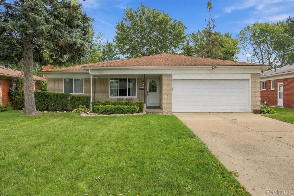 33642 Colfax Drive, Sterling Heights, MI 48310
