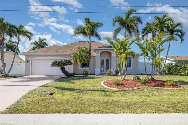 532 W Archer PKWY, Cape Coral, FL 33904