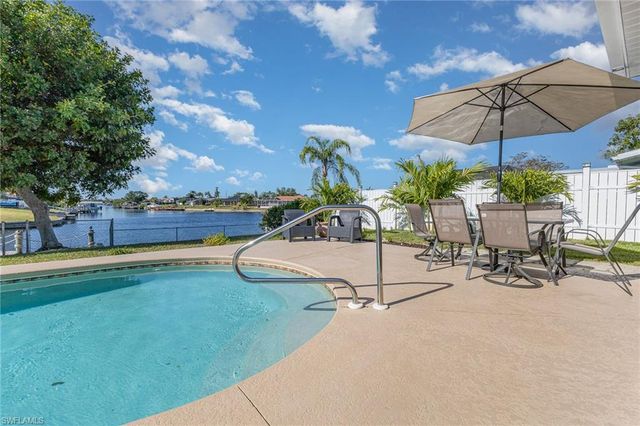 532 W Archer PKWY, Cape Coral, FL 33904