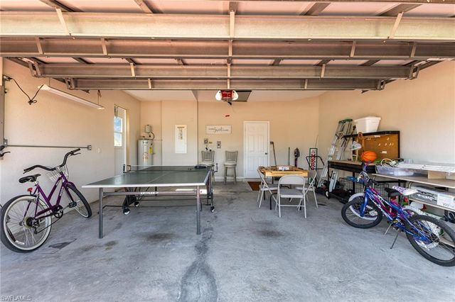 532 W Archer PKWY, Cape Coral, FL 33904