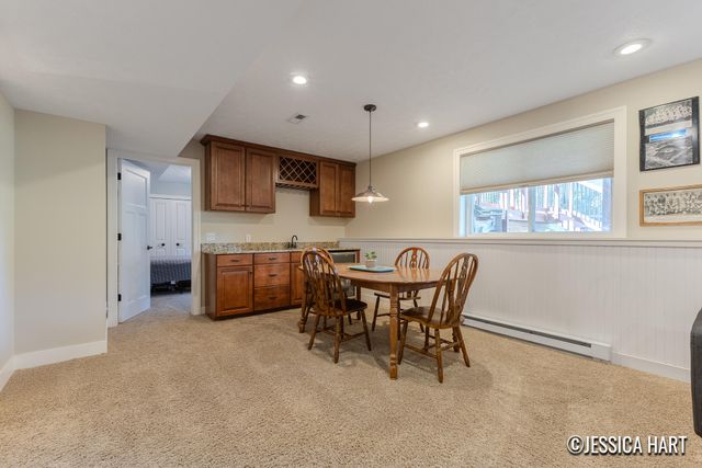 2639 Hawthorne Court, Jenison, MI 49428