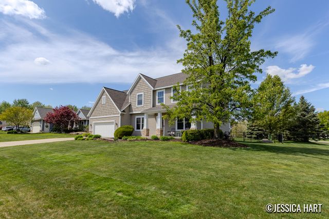 2639 Hawthorne Court, Jenison, MI 49428
