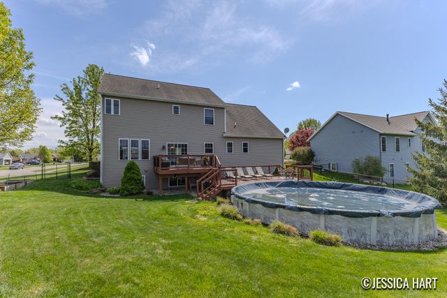 2639 Hawthorne Court, Jenison, MI 49428