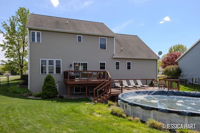 2639 Hawthorne Court, Jenison, MI 49428