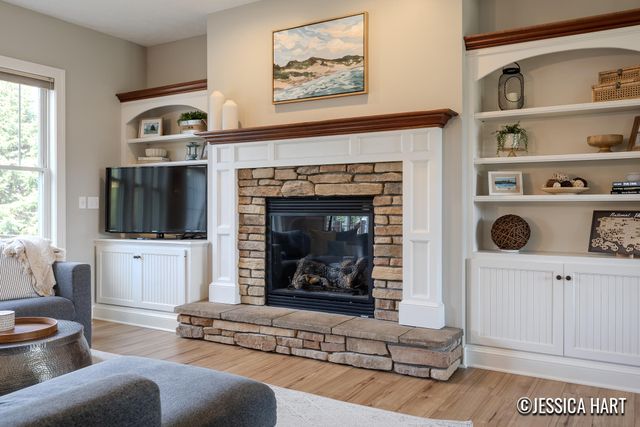 2639 Hawthorne Court, Jenison, MI 49428