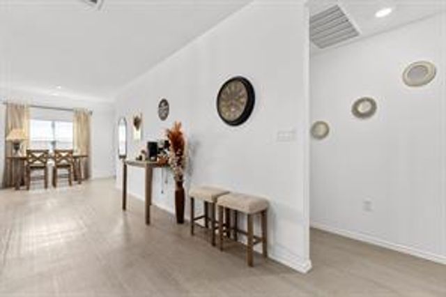 211 Camargue DR, Hutto, TX 78634