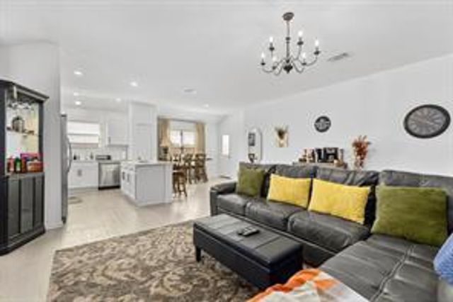 211 Camargue DR, Hutto, TX 78634