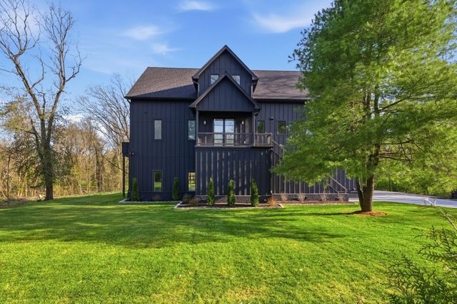 419 Lewisburg Ave, Franklin, TN 37064