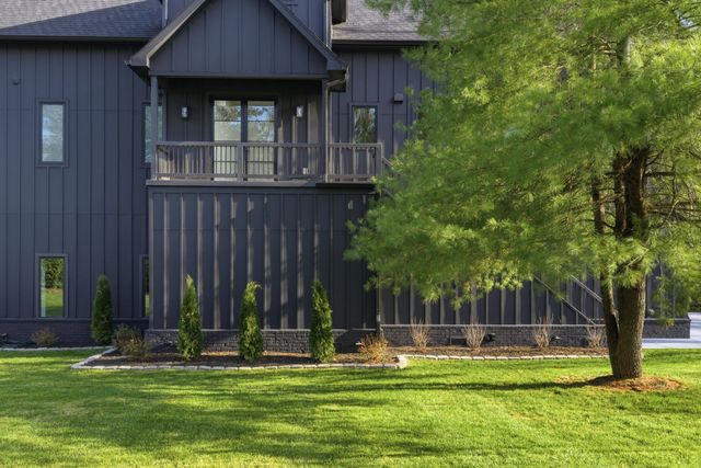 419 Lewisburg Ave, Franklin, TN 37064