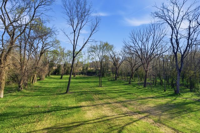 419 Lewisburg Ave, Franklin, TN 37064