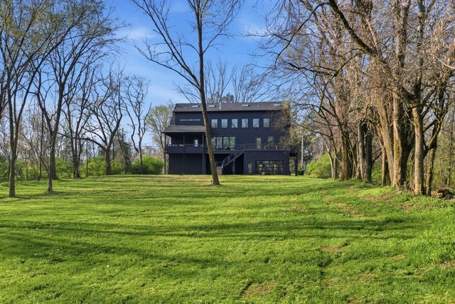 419 Lewisburg Ave, Franklin, TN 37064