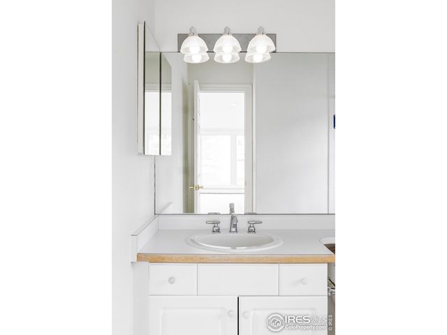 910 Kalmia Ave, Boulder, CO 80304