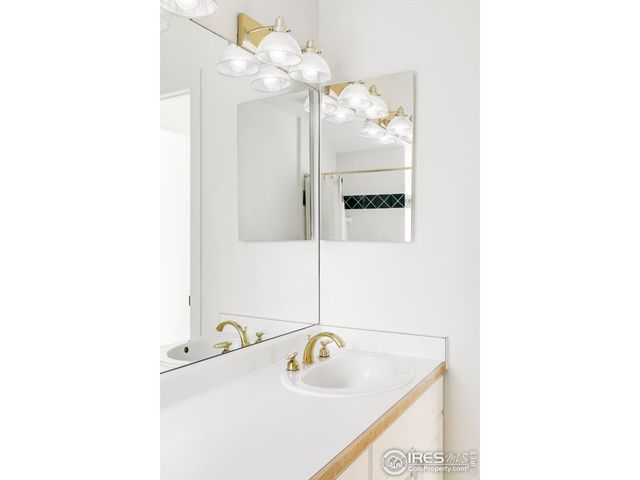 910 Kalmia Ave, Boulder, CO 80304