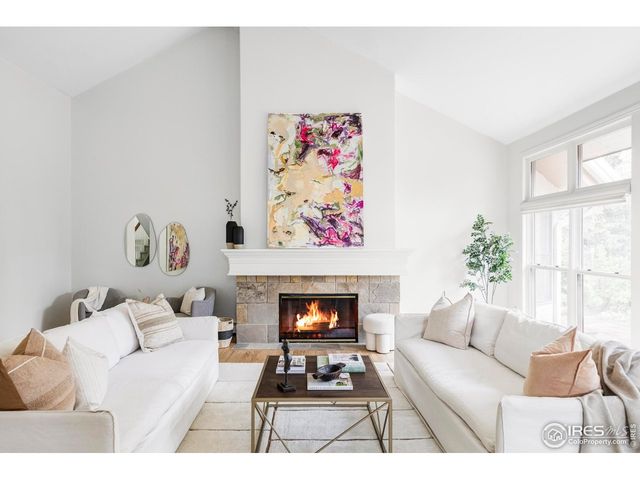 910 Kalmia Ave, Boulder, CO 80304