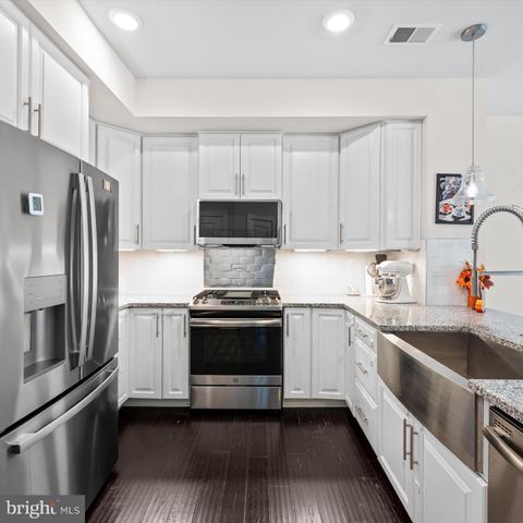 44674 PROVINCETOWN DR, Ashburn, VA 20147