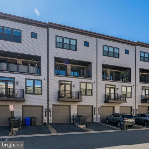44674 PROVINCETOWN DR, Ashburn, VA 20147