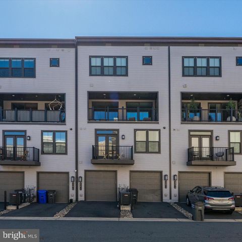 44674 PROVINCETOWN DR, Ashburn, VA 20147