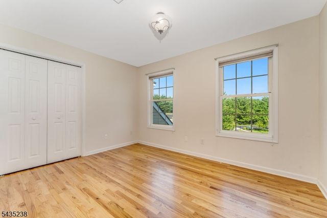 413 N Prospect St, Lopatcong Twp., NJ 08865