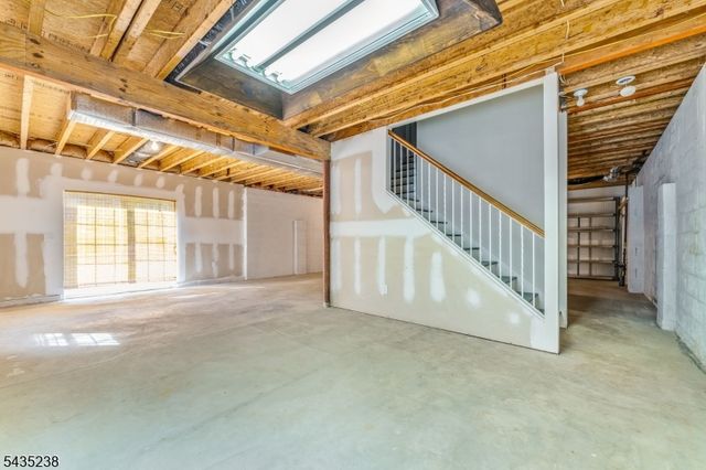 413 N Prospect St, Lopatcong Twp., NJ 08865