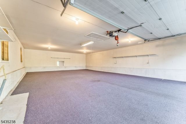 413 N Prospect St, Lopatcong Twp., NJ 08865