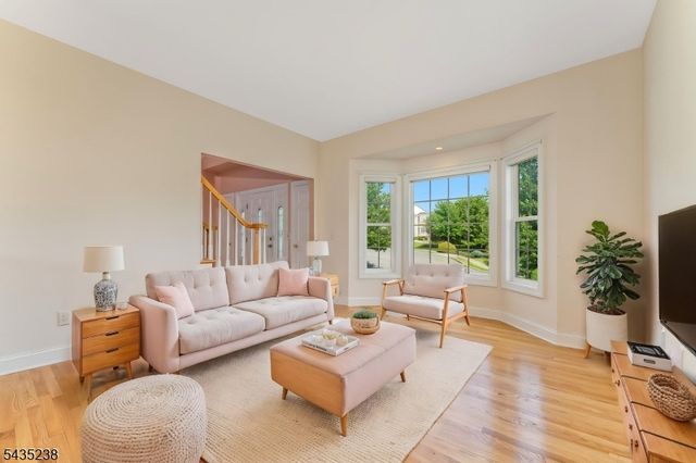 413 N Prospect St, Lopatcong Twp., NJ 08865