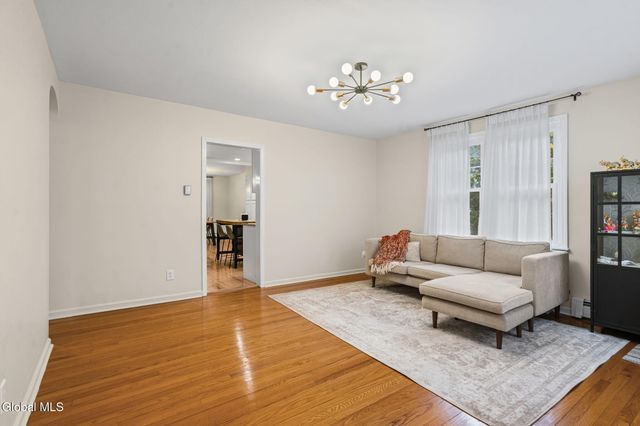 1002 Fort Hunter Road, Rotterdam, NY 12303