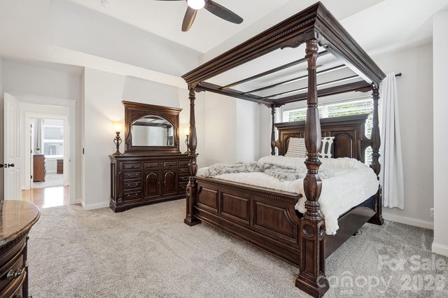 7337 Cascading Pines Drive, Tega Cay, SC 29708