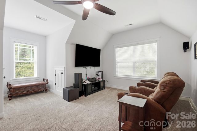 7337 Cascading Pines Drive, Tega Cay, SC 29708