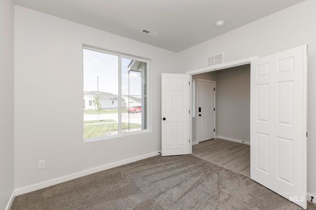 1196 W Pack River Dr, Meridian, ID 83642
