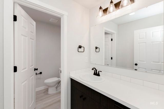 1196 W Pack River Dr, Meridian, ID 83642