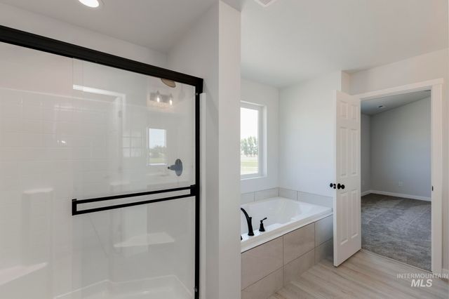 1196 W Pack River Dr, Meridian, ID 83642